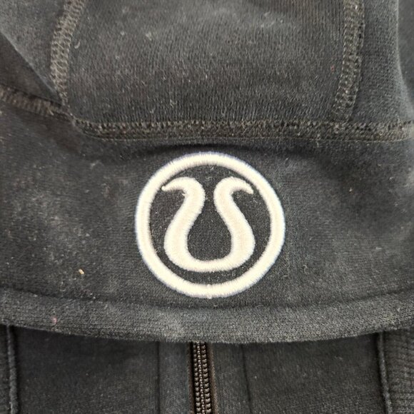 Lululemon Vintage Scuba Hoodie Black Size 8 w/ Thumbholes - Picture 2 of 8